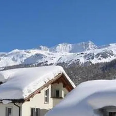Apartamento Chesa Semnadur H5 By Interhome *
