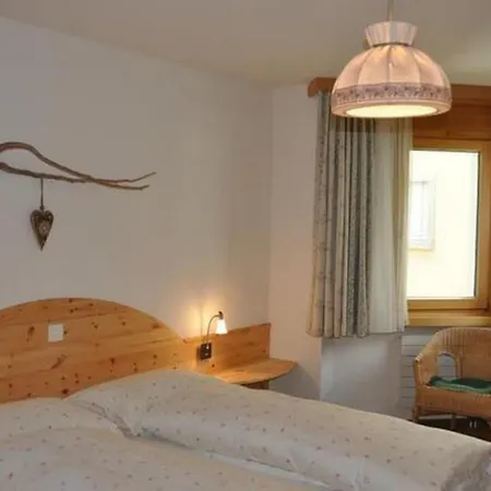 Apartamento Chesa Semnadur H5 By Interhome Sils Maria