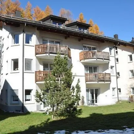 Appartement Chesa Semnadur H5 By Interhome *